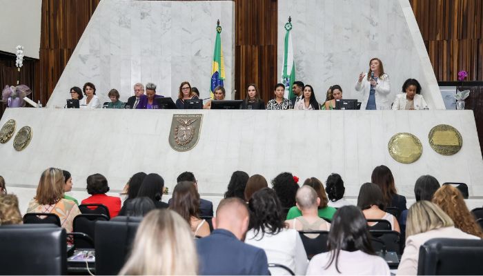  Cuida + Paraná: Governo anuncia evento para gestores de políticas públicas para mulher